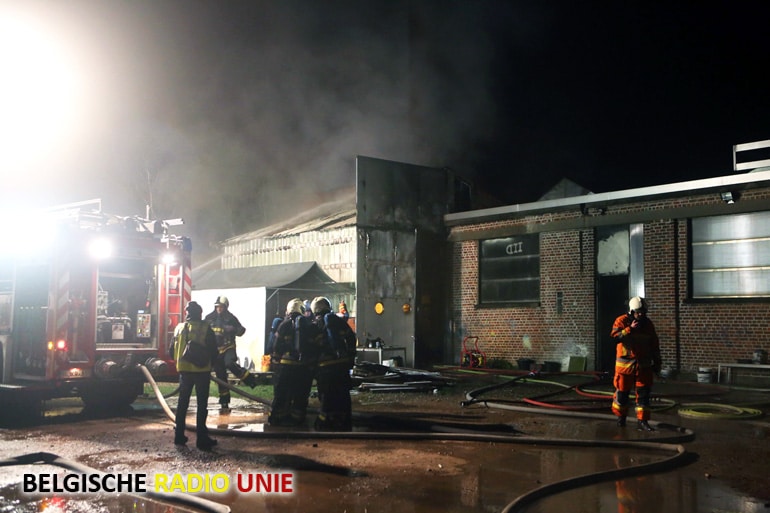 Zware brand in voormalige inoxfabriek
