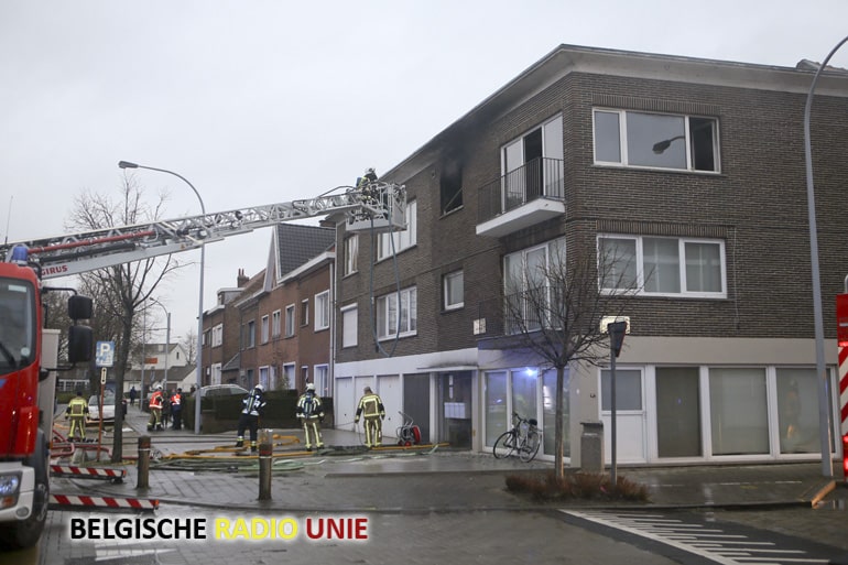 Flat uitgebrand in Kortrijk, bewoner ongedeerd