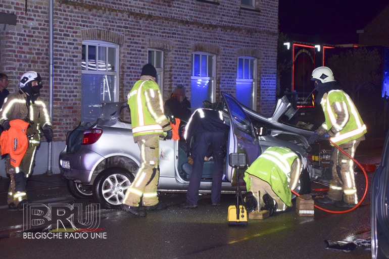 diksmuide frontale aanrijding brandweer1