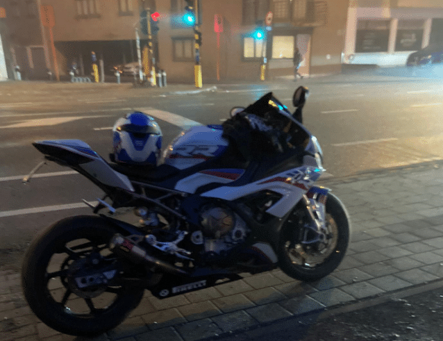 Laagvliegende motorrijder onderschept in Kuurne na gerichte actie