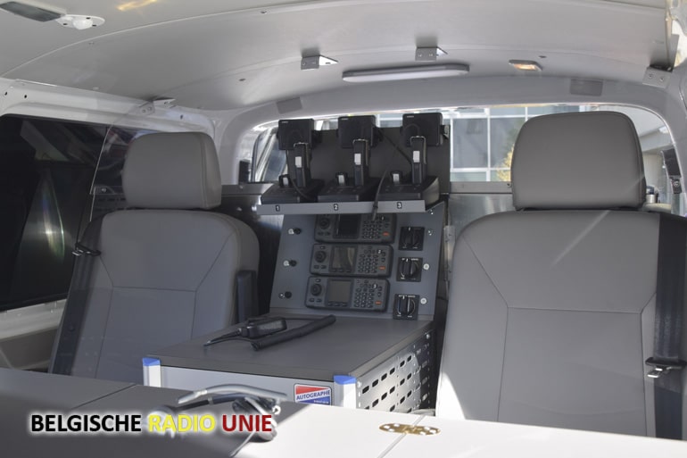 Nieuw commandovoertuig en voertuig met daksignalisatiepaneel voor Politiezone RIHO