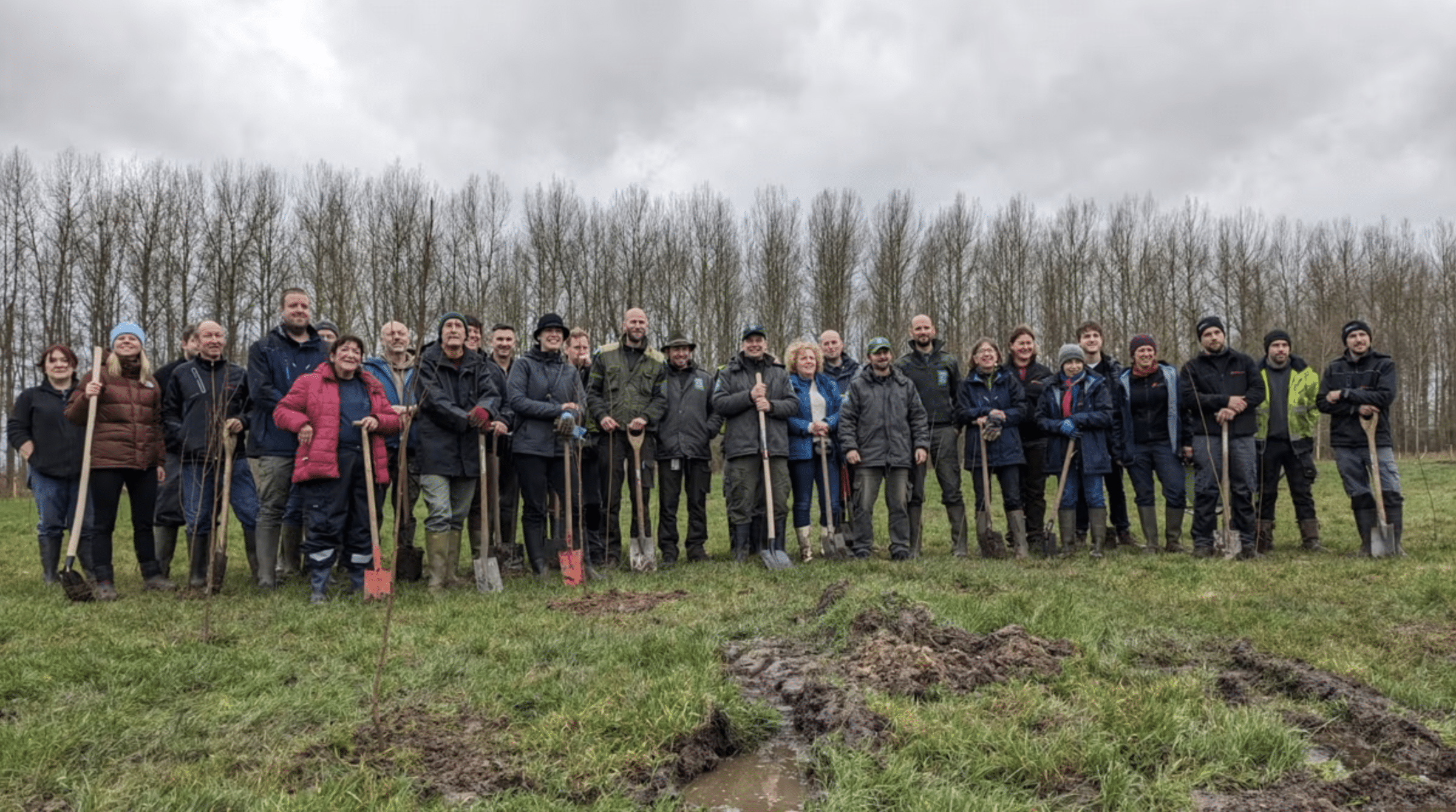 Provincie Oost-Vlaanderen zorgt voor vijf hectare bijkomend klimaatrobuust bos in Moervaartvallei Wachtebeke