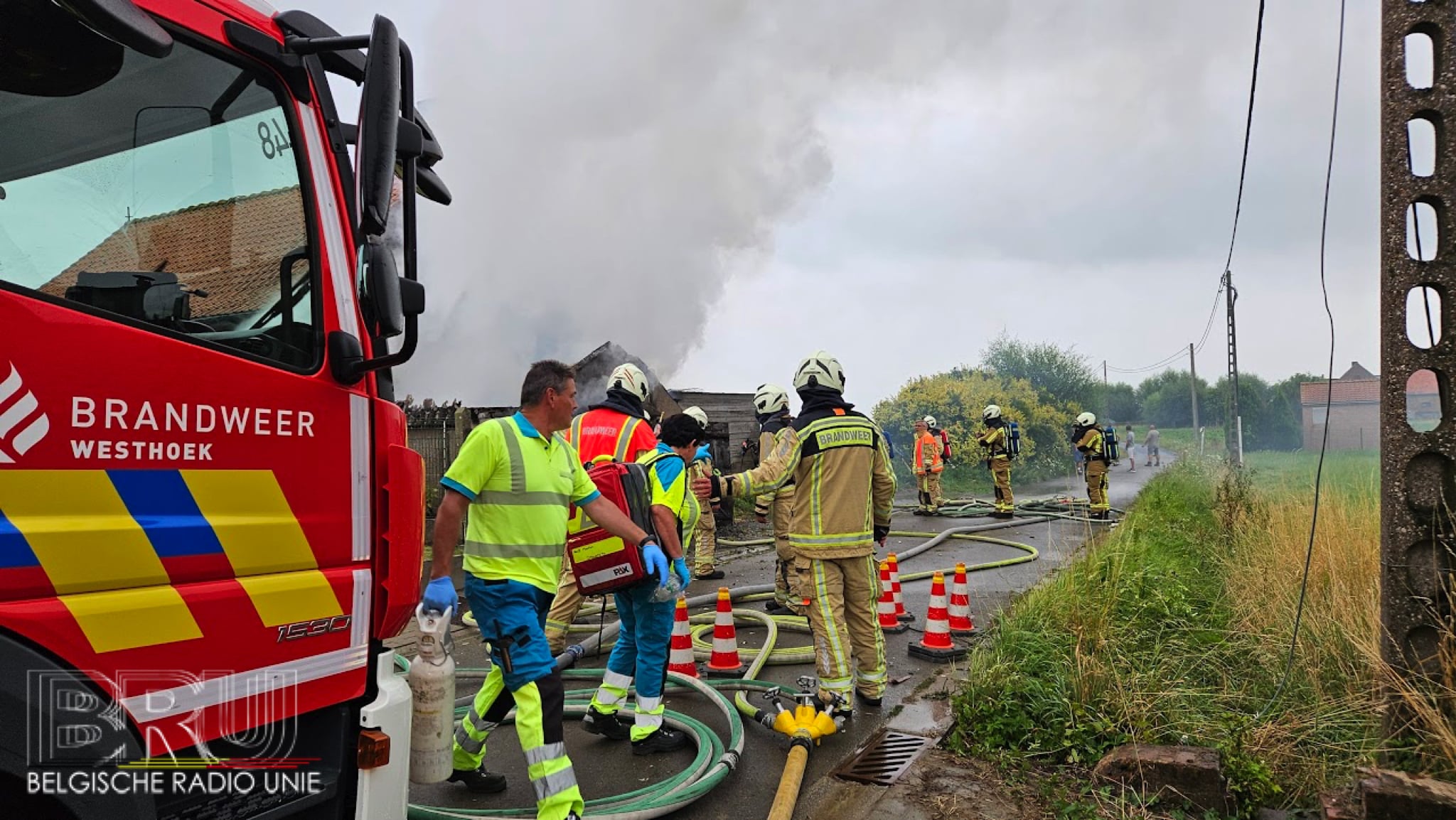 Garagebrand zorgt voor hevige rookontwikkeling