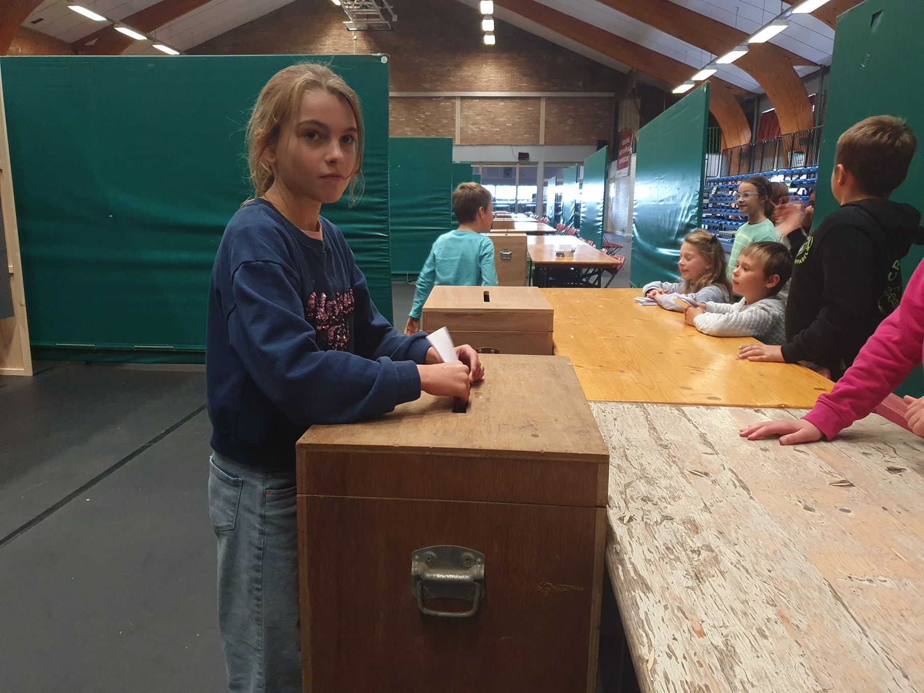 Scholen testen Middelkerkse stemlokalen uit