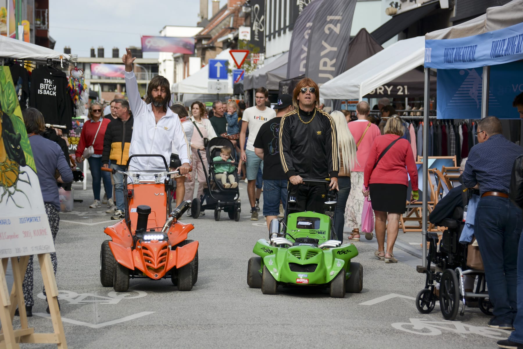 Ezelfeesten Kuurne braderie en straatanimatie