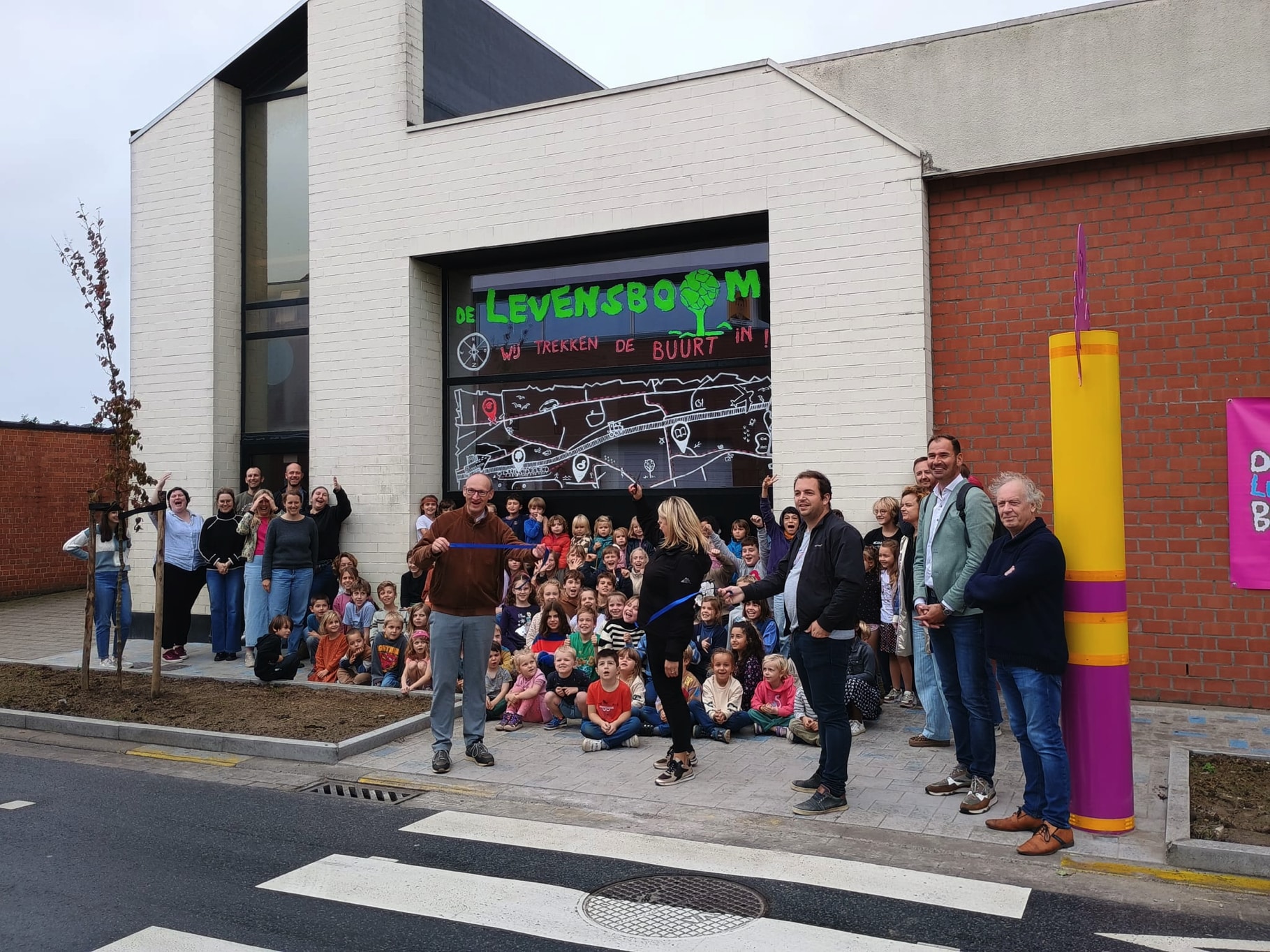 Vernieuwde schoolomgeving bij De Levensboom