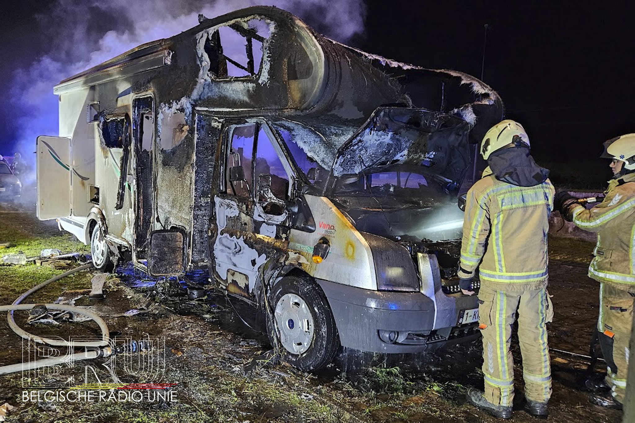 Mobilehome brand volledig uit in Ieper.