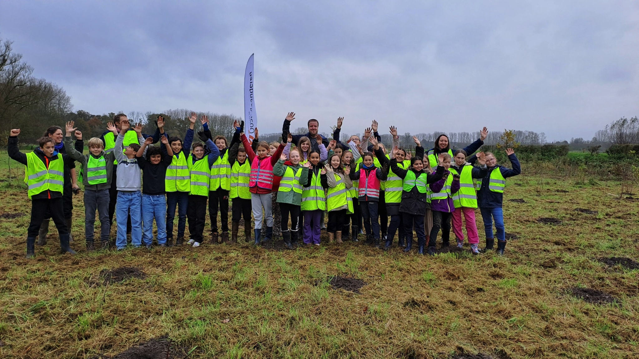 Provincie Oost-Vlaanderen plant 1.250 bomen en struiken aan in Berlare ​