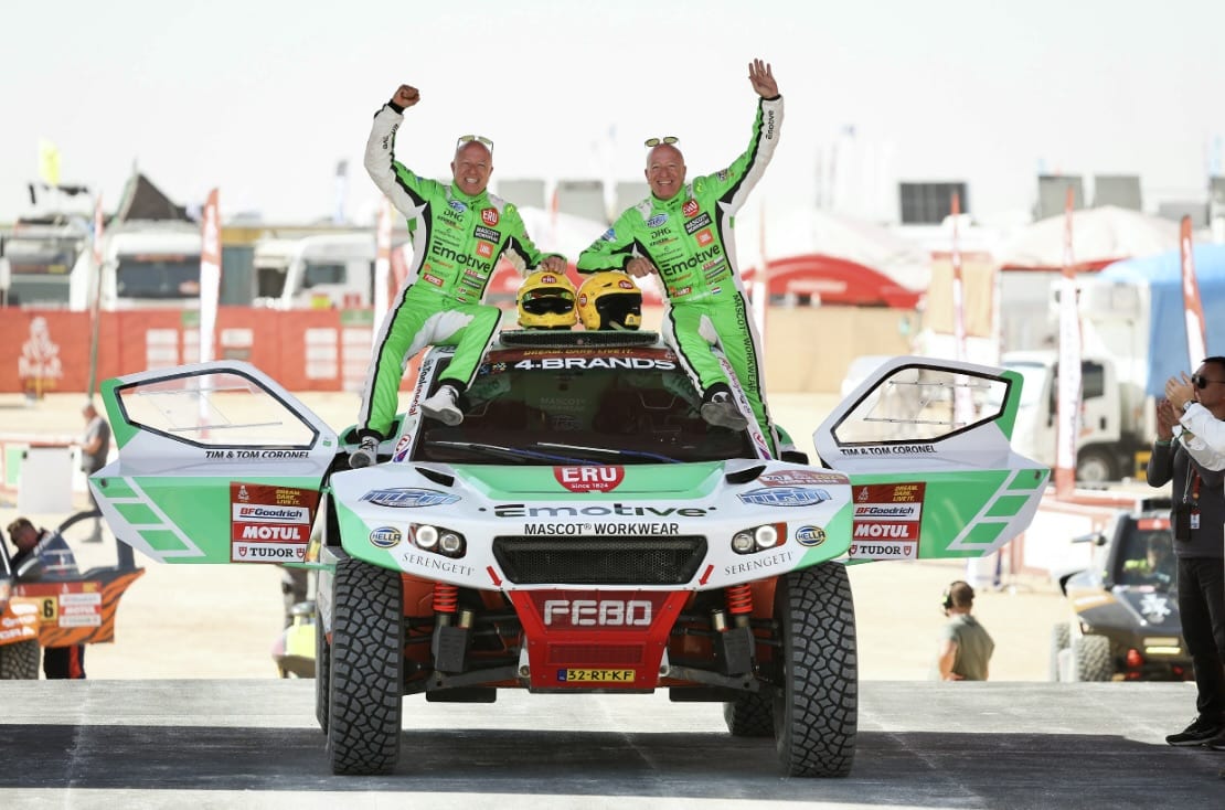 Tim en Tom Coronel klaar voor echte Dakar-stages na prima warming-up