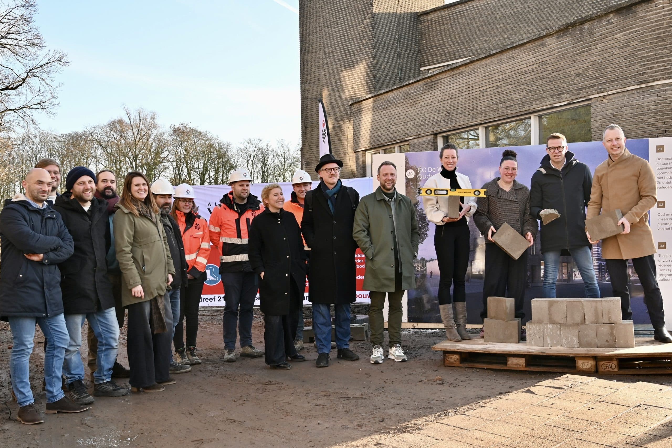 De eerste steen van De Woeker XL werd gelegd
