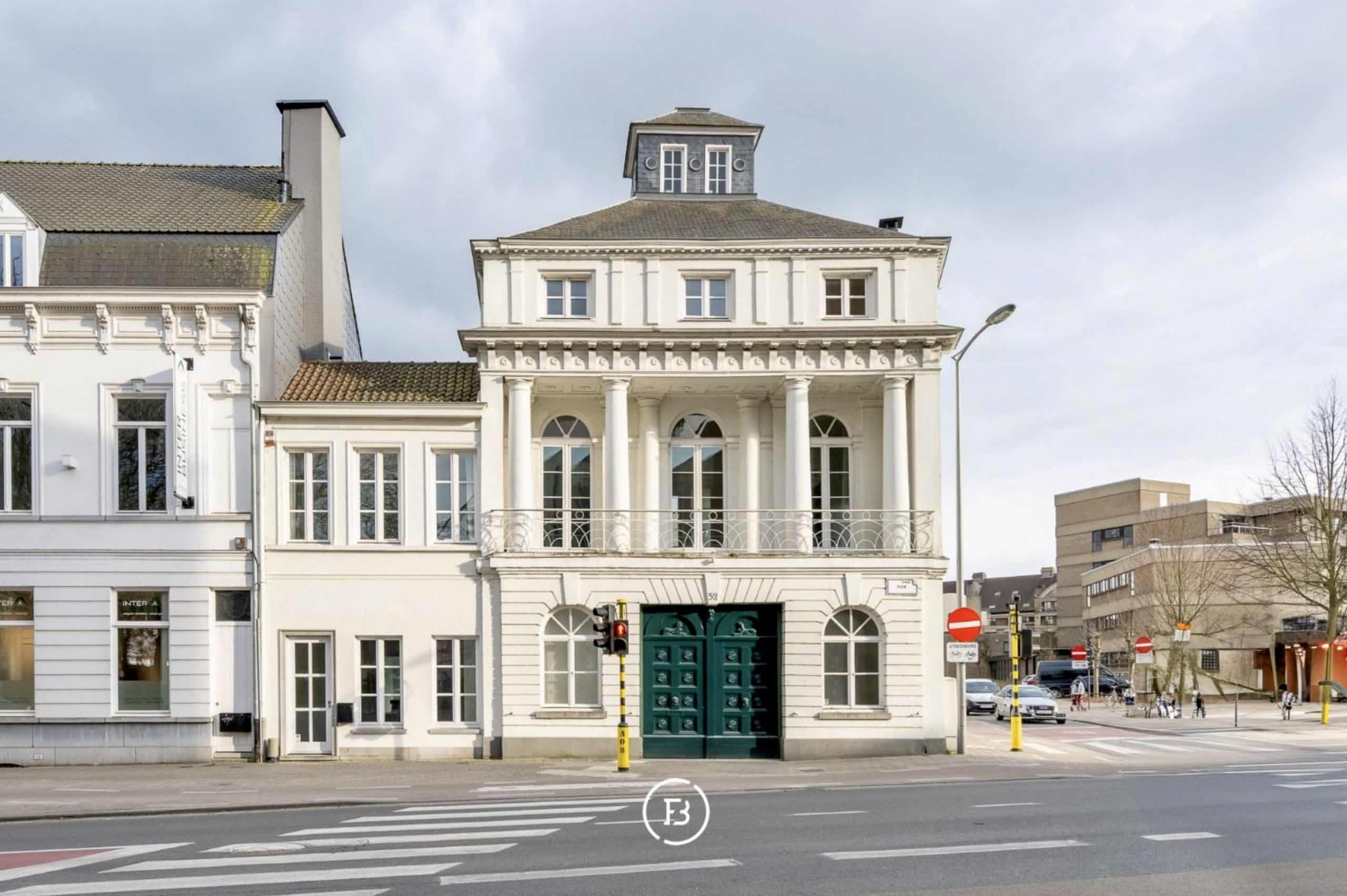 Pop-upexpo “Kort Rijk” brengt hedendaagse kunst naar leegstaand pand