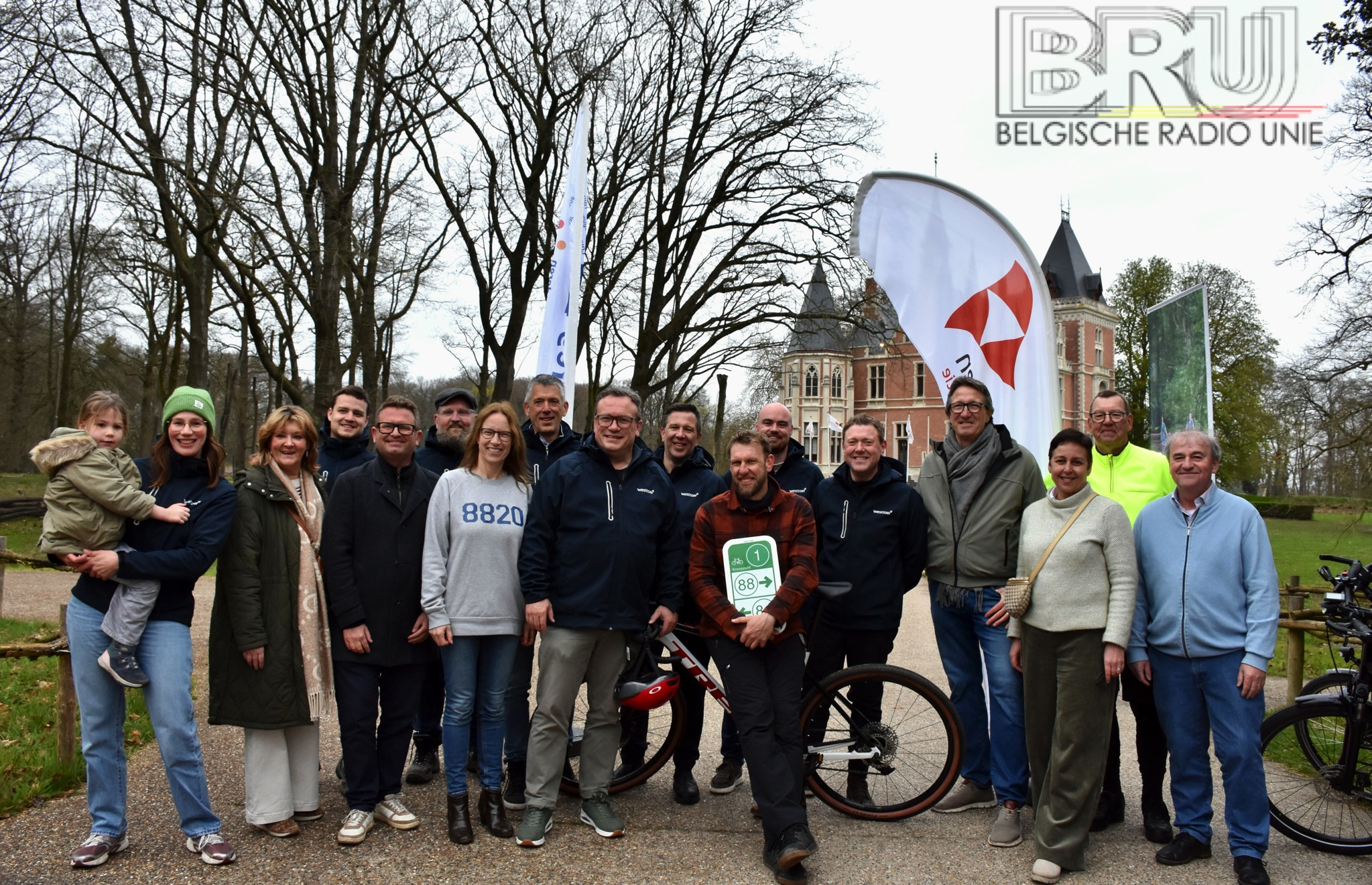 Vernieuwd fietsknooppuntennetwerk in West-Vlaanderen: 3.700 kilometer fietsvreugde