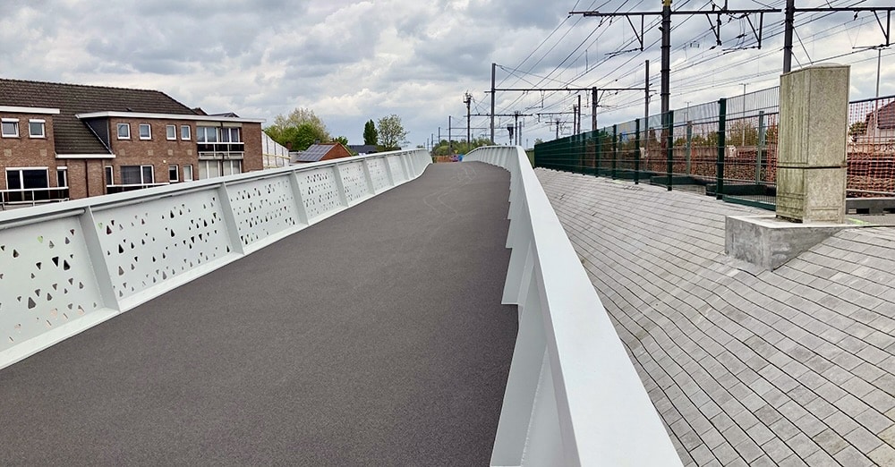 Gerardabrug op fietssnelweg F4 in Sint-Niklaas definitief open 