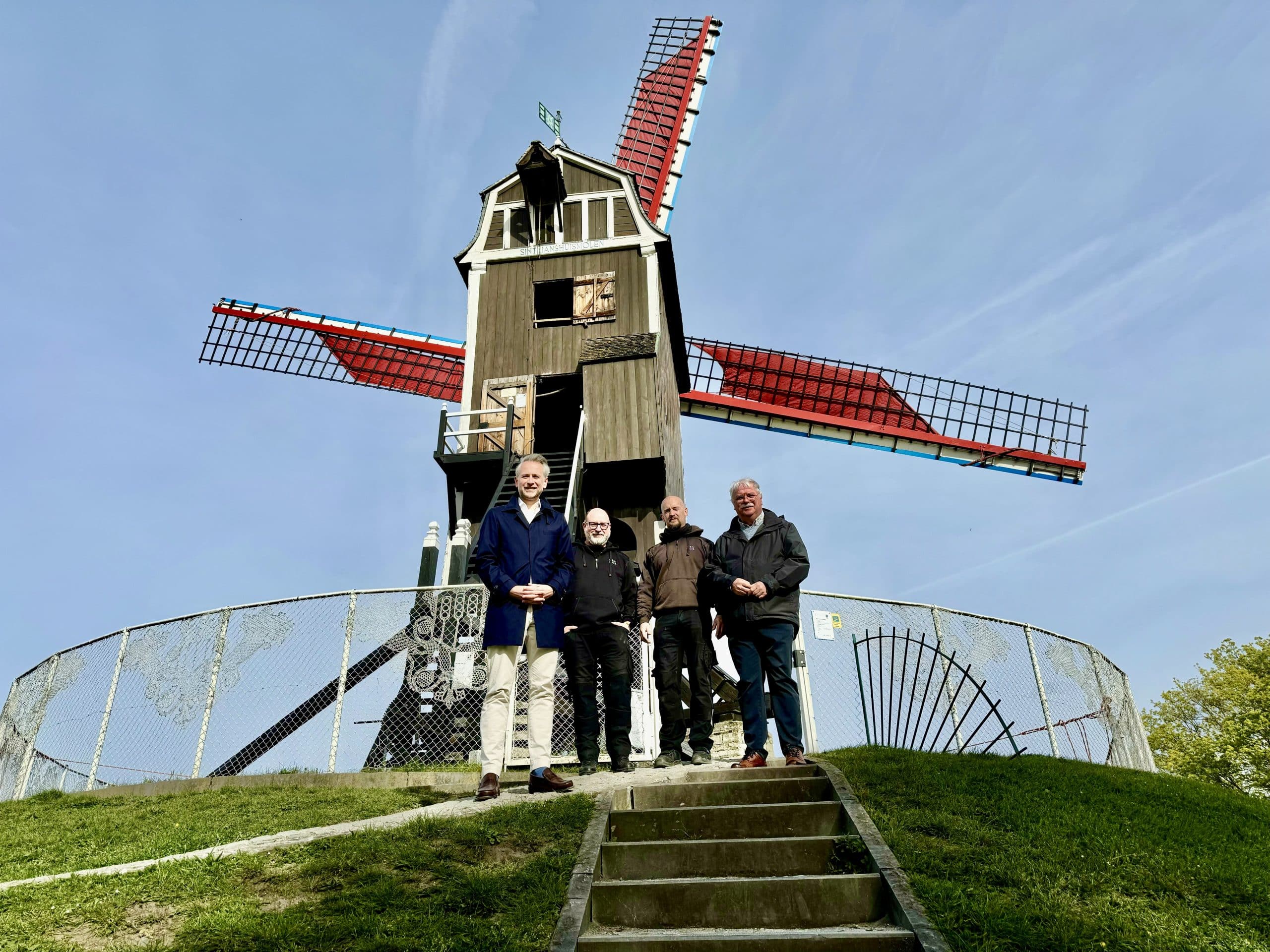 Gerichte restauratiewerkzaamheden voor veiligheid en behoud aan Sint-Janshuismolen