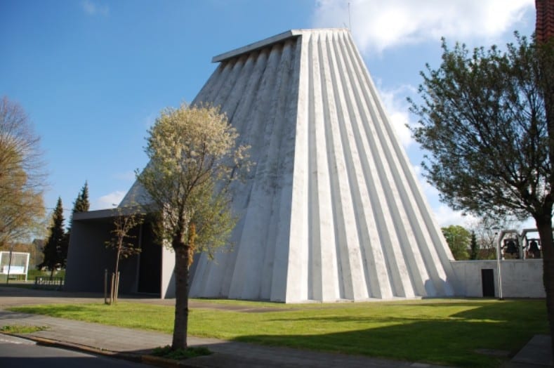 Sint - Ritakerk Harelbeke