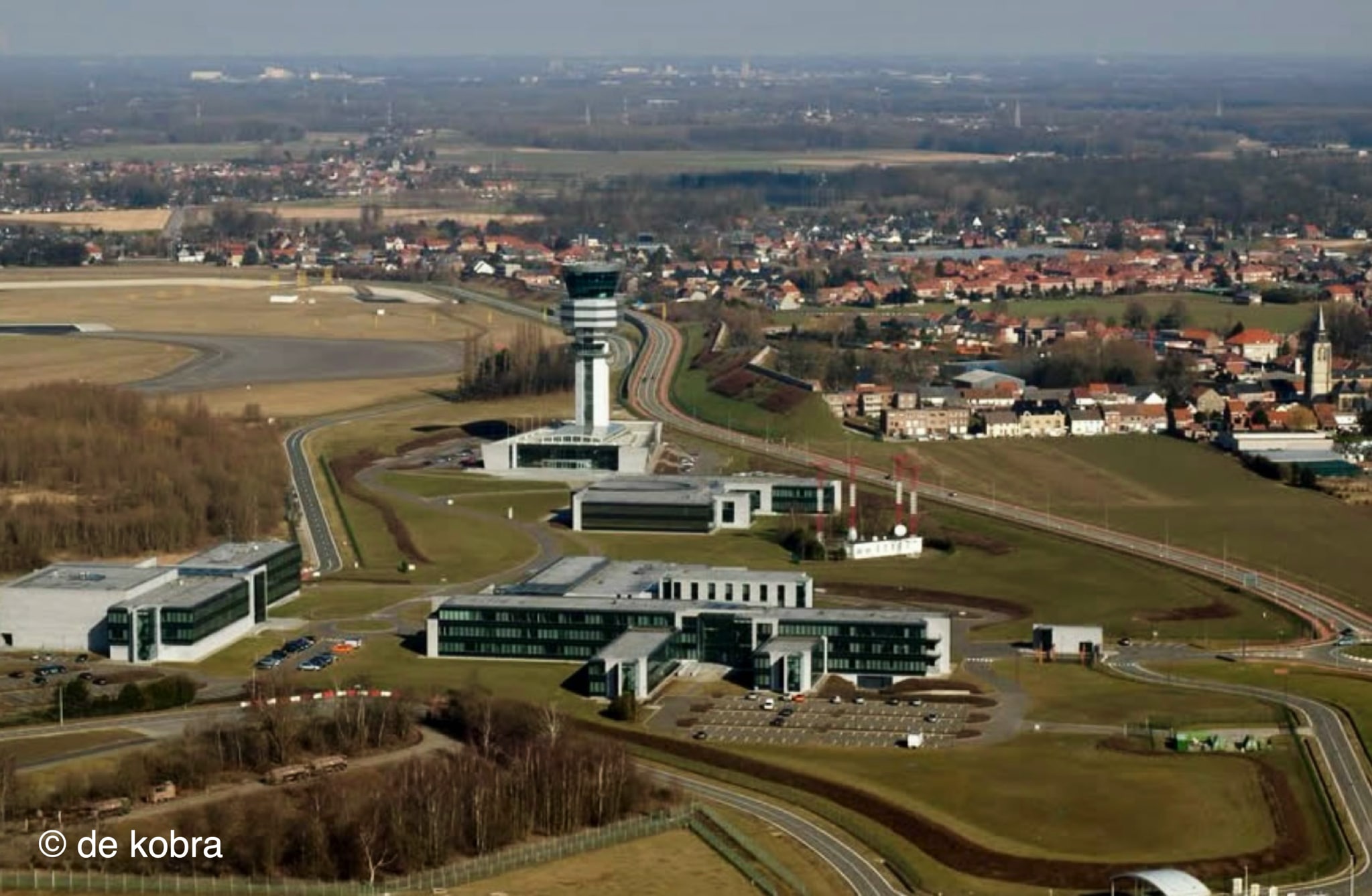 Tunnel onder landingsbaan in Steenokkerzeel twee weken langer dicht door noodzakelijk betonherstel 