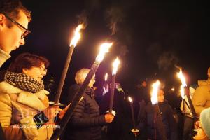 Fakkeltocht en herdenkingsmoment Oorlogsslachtoffers WO I en WO II