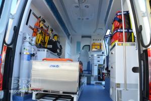 Nieuwe ziekenwagen Rode Kruis Kuurne