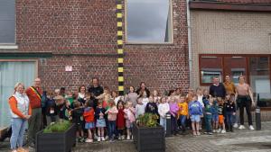 startschot-van-de-verkeersveiligheidsmaatregelen-aan-gbs-kweekstraat-007