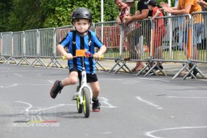 Sleuteltjesworp en driewielerkoers