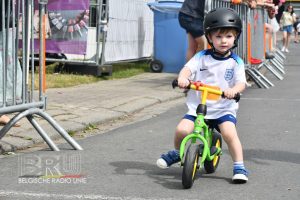 Sleuteltjesworp en driewielerkoers