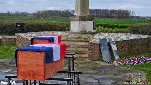 Vier-soldaten-herbegraven-op-militaire-begraafplaats-Saint-Charles-de-Potyze-in-Ieper-006